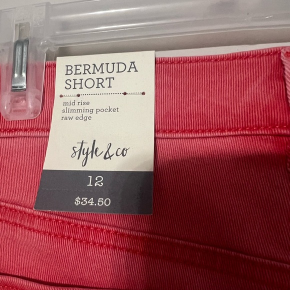 NWT Style & Co Women’s Denim Cherry Bliss Bermuda Mid Rise Shorts - Picture 6 of 8